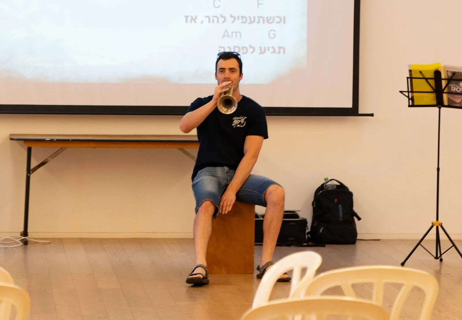 חיזוק משפחות מפונות, אוקטובר 2023